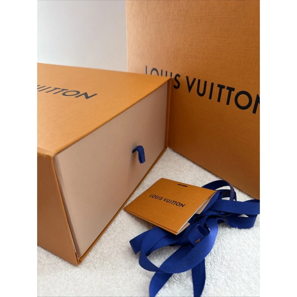 2-AUTH  LOUIS VUITTON MEDIUM EMPTY CLASSIC STORAGE GIFT BOX 12.25